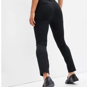 GAP - NWT Curvy Skinny Ankle Pants - size 00P